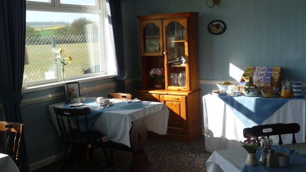 The Station Guest House Galmpton Exterior photo